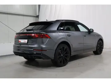 AUDI Q8 60 TFSI e quattro S-Line