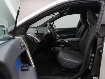 BMW iX xD40 Sport SkyLounge Laser 360 DAB H K 22Zoll