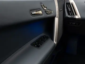 BMW iX xD40 Sport SkyLounge Laser 360 DAB H K 22Zoll