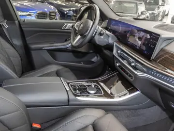 BMW X5 40dMSport Navi 360Kamera eSitze Leder StandHZ