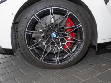 BMW M3 MxDriveTouring Navi 360Kamera Leder eSitze PD