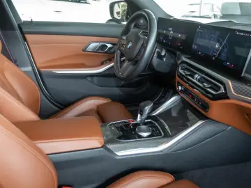 BMW M3 MxDriveTouring Navi 360Kamera Leder eSitze PD