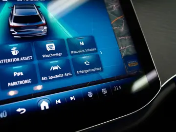 MERCEDES-BENZ E 220 T d 4Matic-4X4 ALLRAD ! MODELL 2026 !