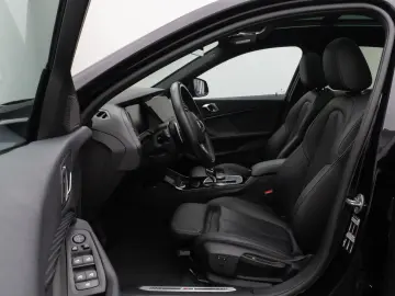 BMW 120i M Sport Pro Panorama Kamera DAB H K Komfort