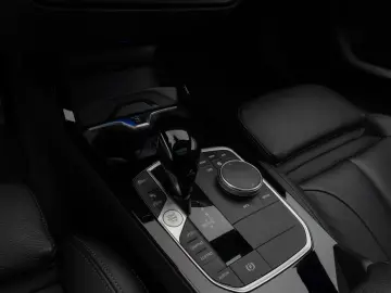 BMW 120i M Sport Pro Panorama Kamera DAB H K Komfort