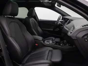 BMW 120i M Sport Pro Panorama Kamera DAB H K Komfort