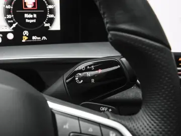VW Tayron 2.0 TDI DSG 4M R-Line 7Si.  AHK  Pano.  3