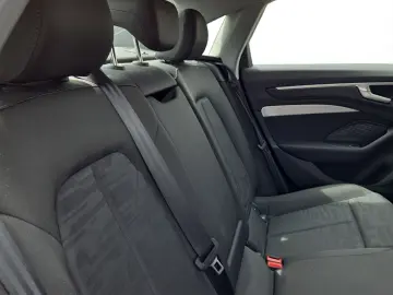 AUDI A6 Limousine 40 TDI Navi LED Virtual Audi Connec