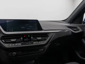 BMW 118i M Sport DAB CockPitPr PDC Geschwindigkeitsr