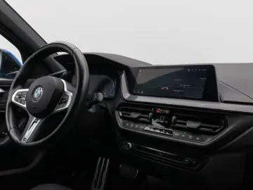 BMW 118i M Sport DAB CockPitPr PDC Geschwindigkeitsr