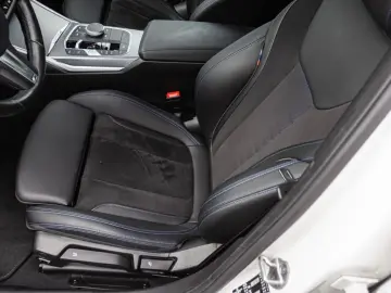 BMW 318 d M Sport Navi LED RFK PDCv h NP60.620 -