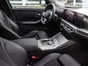 BMW 318 d M Sport Navi LED RFK PDCv h NP60.620 -