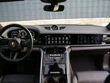 PORSCHE Panamera 4 E-Hybrid P-Display SportAGA SoftClose