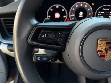 PORSCHE 992.2 Carrera 1.Hand Bose Sport-AGA Lift