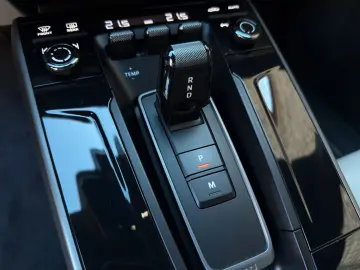 PORSCHE 992.2 Carrera 1.Hand Bose Sport-AGA Lift