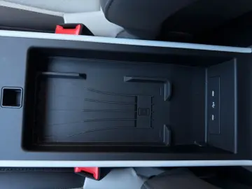 PORSCHE 992.2 Carrera 1.Hand Bose Sport-AGA Lift