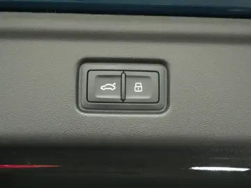 AUDI A6 e-tron Sportback ACC AHK 360  KAM NAVI MATRIX