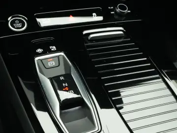 AUDI A6 e-tron Sportback ACC AHK 360  KAM NAVI MATRIX