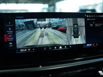 BMW X5 M60 i xD  1.H  22  ACC Sky Lounge H-UP AHK