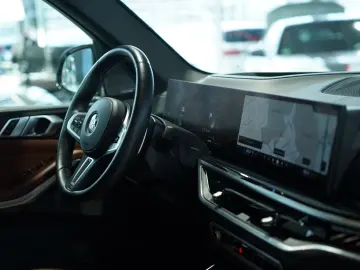 BMW X5 M60 i xD  1.H  22  ACC Sky Lounge H-UP AHK