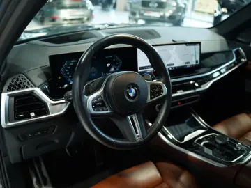 BMW X5 M60 i xD  1.H  22  ACC Sky Lounge H-UP AHK
