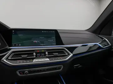 BMW X5 xD30d M Sport Panorama 360 HUD HiFi Komfort