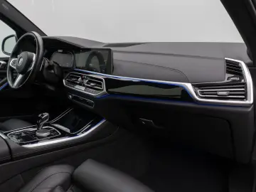 BMW X5 xD30d M Sport Panorama 360 HUD HiFi Komfort