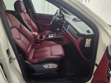 PORSCHE Macan T PDK  Kamera  Panorama  21 Zoll  ACC  DAB
