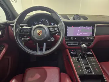 PORSCHE Macan T PDK  Kamera  Panorama  21 Zoll  ACC  DAB