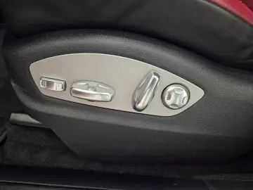 PORSCHE Macan T PDK  Kamera  Panorama  21 Zoll  ACC  DAB