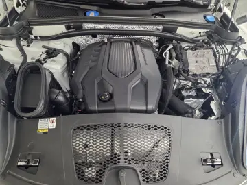 PORSCHE Macan T PDK  Kamera  Panorama  21 Zoll  ACC  DAB