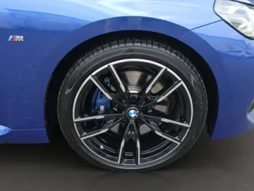 BMW M240i xDrive Coupé LED NAVI HUD KEYLESS 360  19