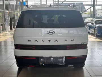 HYUNDAI Santa Fe Plug-In BlackLine 7-Sitzer Leder 4WD