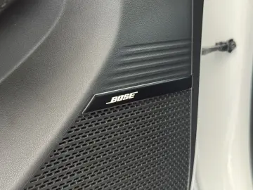 HYUNDAI Santa Fe Plug-In BlackLine 7-Sitzer Leder 4WD