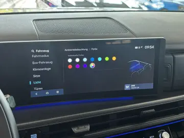 HYUNDAI Santa Fe Plug-In BlackLine 7-Sitzer Leder 4WD