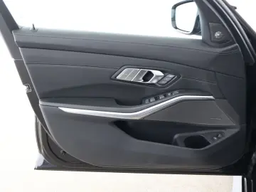 BMW M3 Competition M xDrive Sitzklima Leder Harman