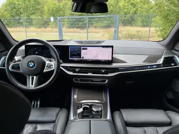 BMW X5 M60 i xDrive M Pro ACC AHK Panorama Integral