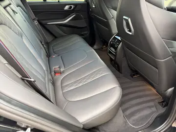BMW X5 M60 i xDrive M Pro ACC AHK Panorama Integral