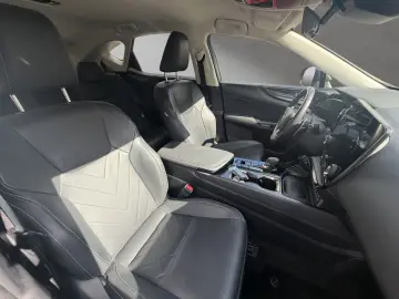 LEXUS NX 350h Business 360  TOTW PDC SITZLÜFTUNG
