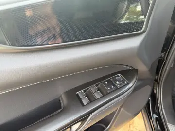 LEXUS NX 350h  LED Digi CP CAM ACC CarPlay Schaltwippe