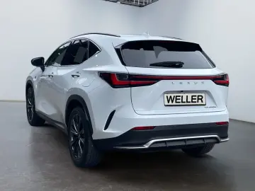 LEXUS NX 450h  E-FOUR F Sport Paket  LED HUD 360  Lede