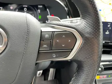 LEXUS NX 450h  E-FOUR F Sport Paket  LED HUD 360  Lede