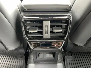 LEXUS NX 450h  E-FOUR F Sport Paket  LED HUD 360  Lede