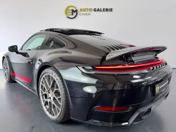 PORSCHE 992.2 911 Carrera Pano Chrono Lift SportDesign 2