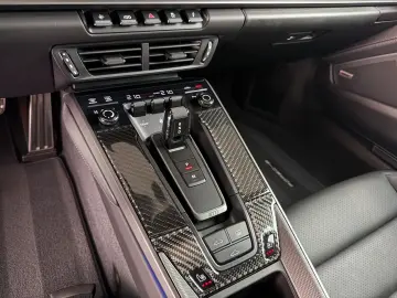 PORSCHE 992.2 911 Carrera Pano Chrono Lift SportDesign 2