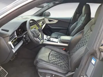 AUDI Q8 55 TFSI quattro tiptronic