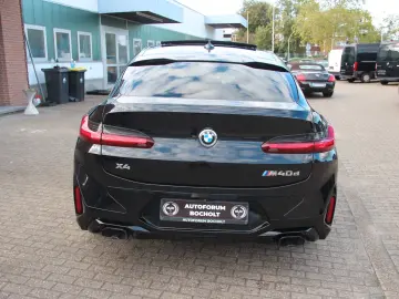 BMW X4 M40d xDrive   340 CP • HUD • PANO • ADAPTIVE M