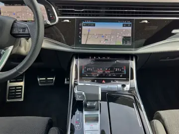 AUDI Q8 SUV 55 TFSI QUATTRO