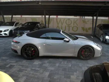 PORSCHE 911 Carrera 4 S Cabriolet