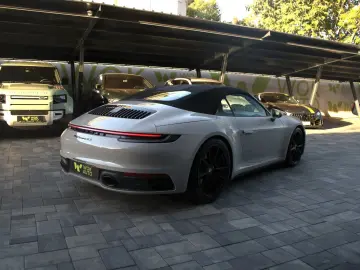 PORSCHE 911 Carrera 4 S Cabriolet